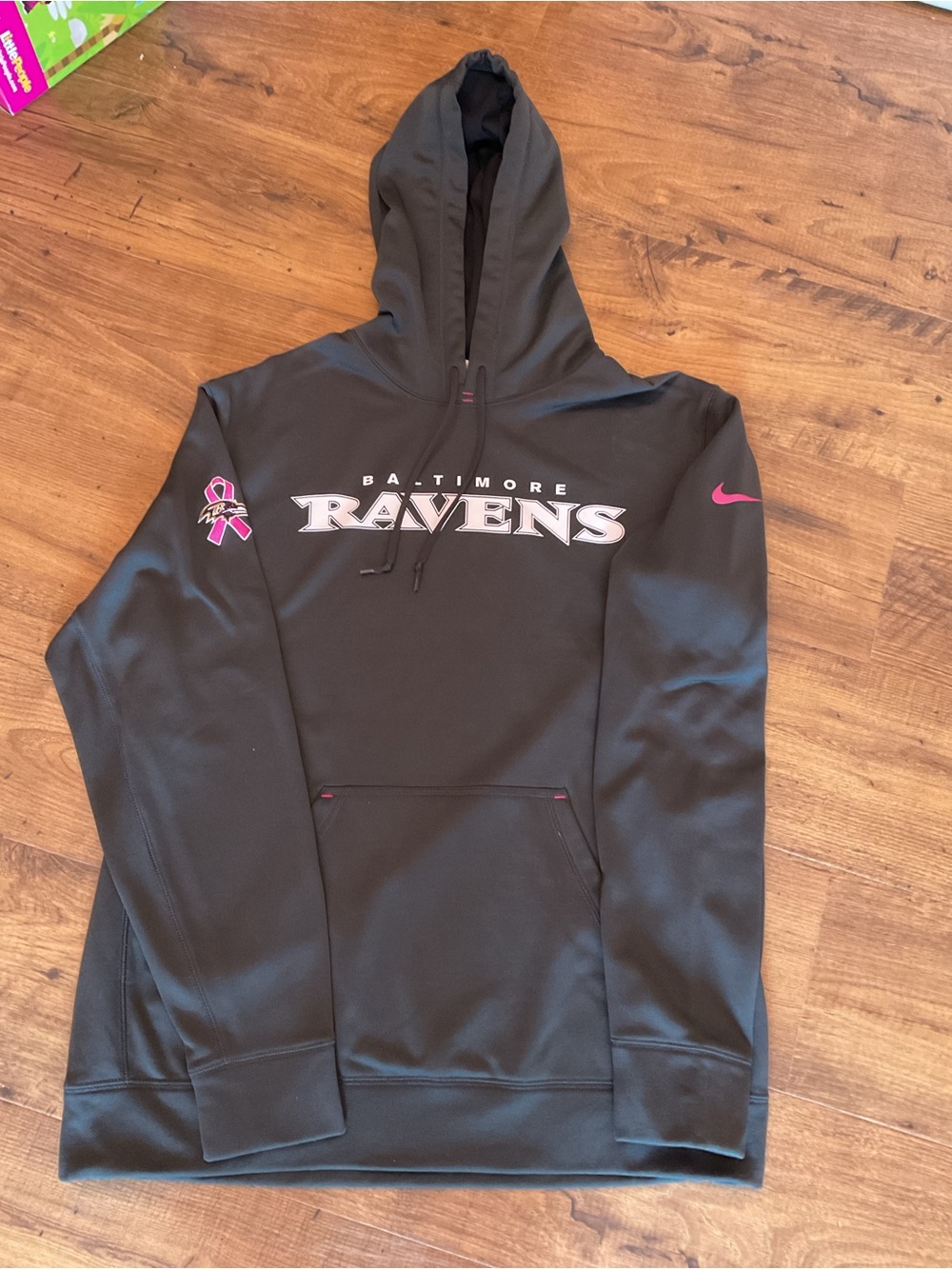 Nike Baltimore Ravens-Therma Fit Breast Cancer Awareness Hoodie Pink Ribbon L
